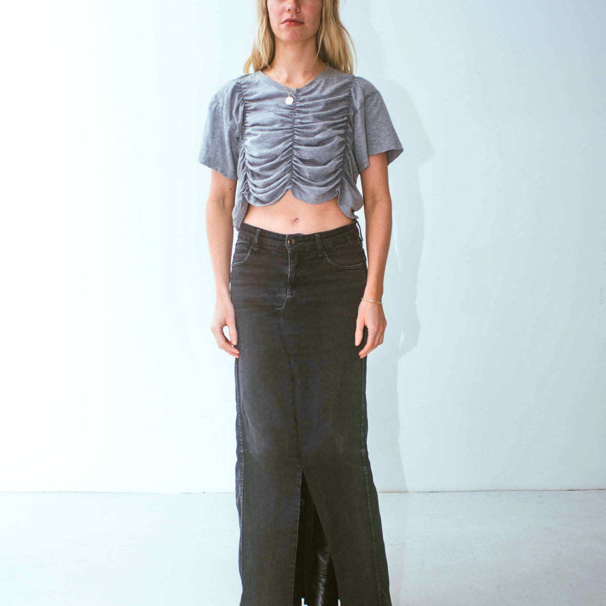 Jerry Ruffled Top Grey Plain
