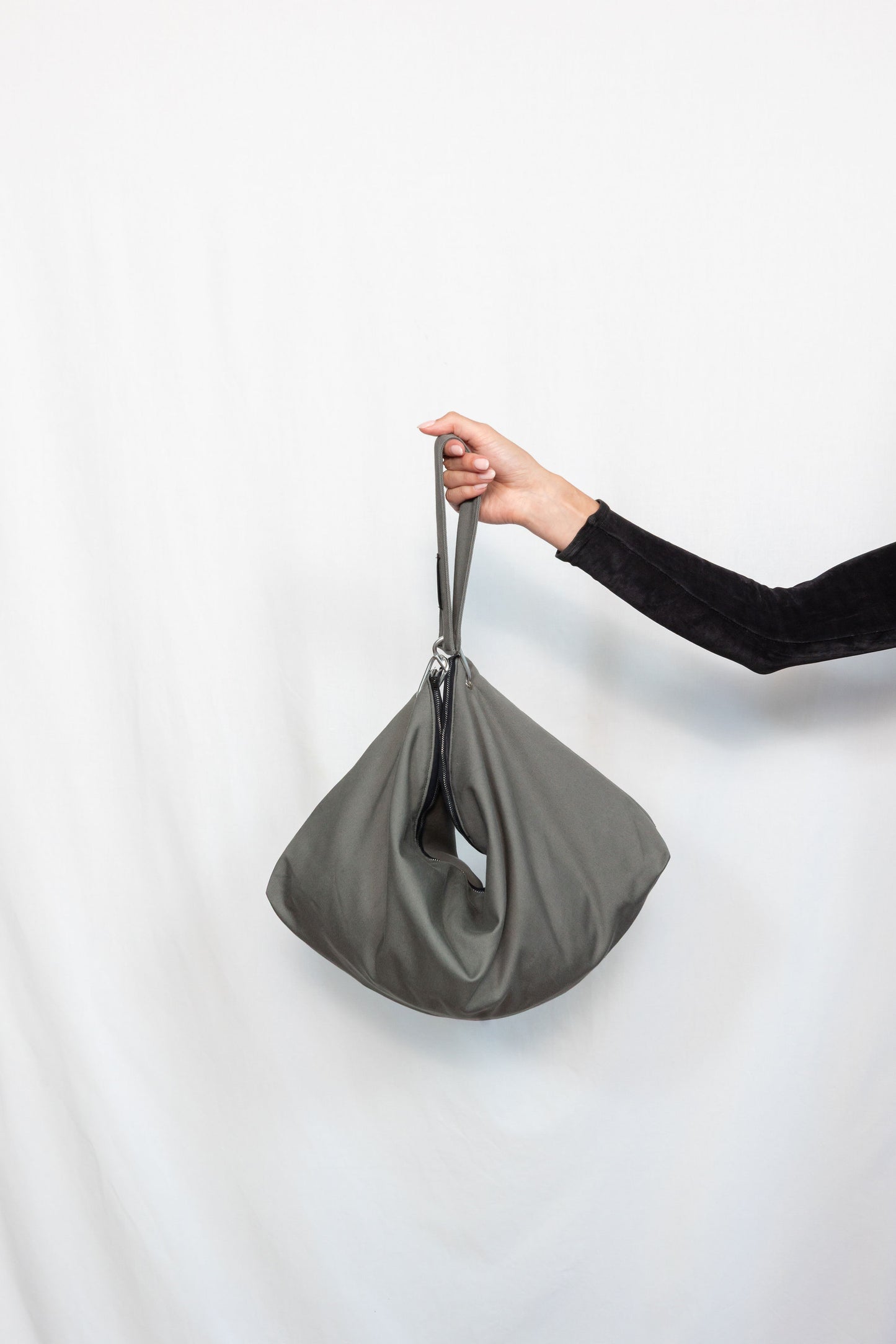 Dumpling Bag Grey
