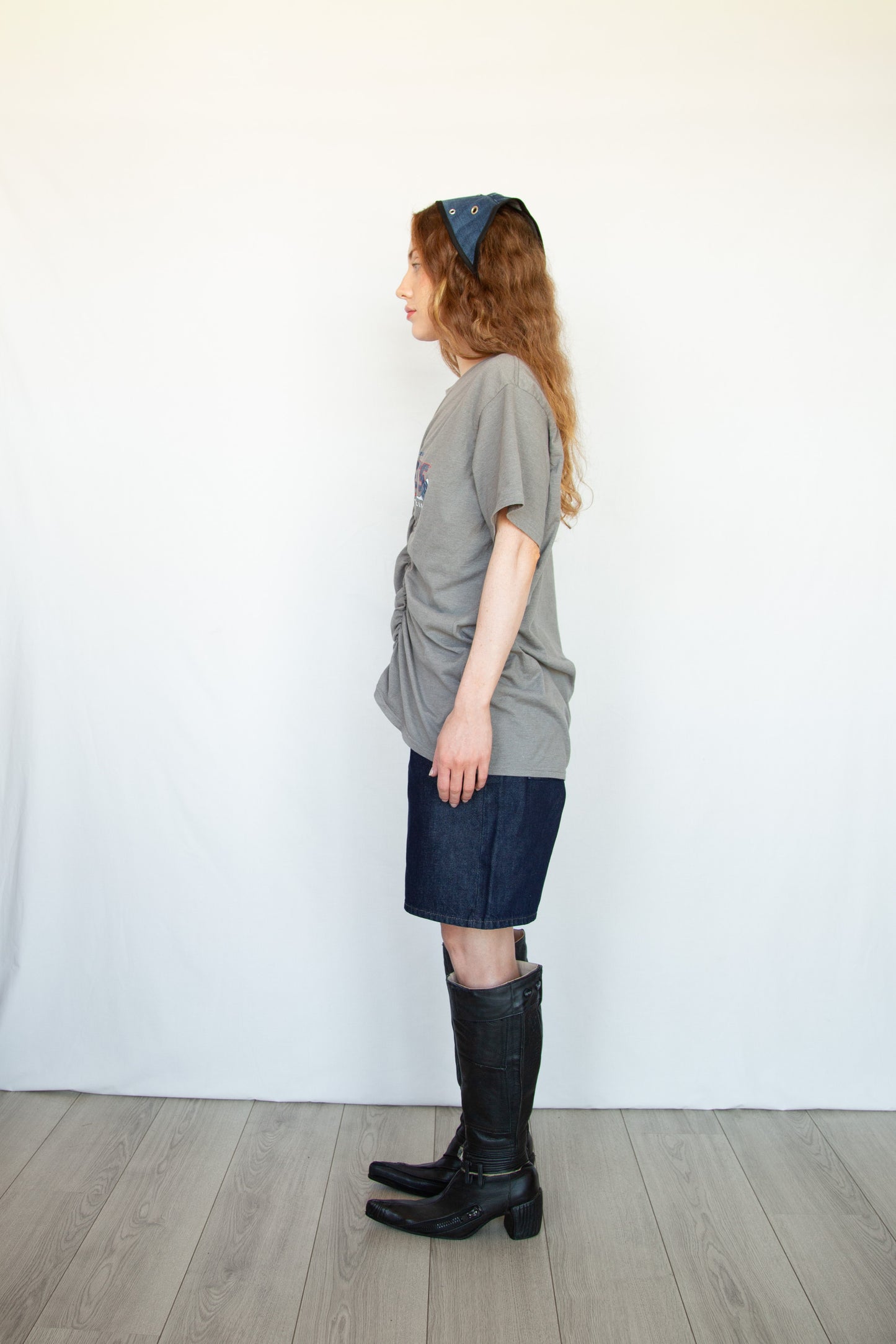 Graphic Wave Tshirt Grey