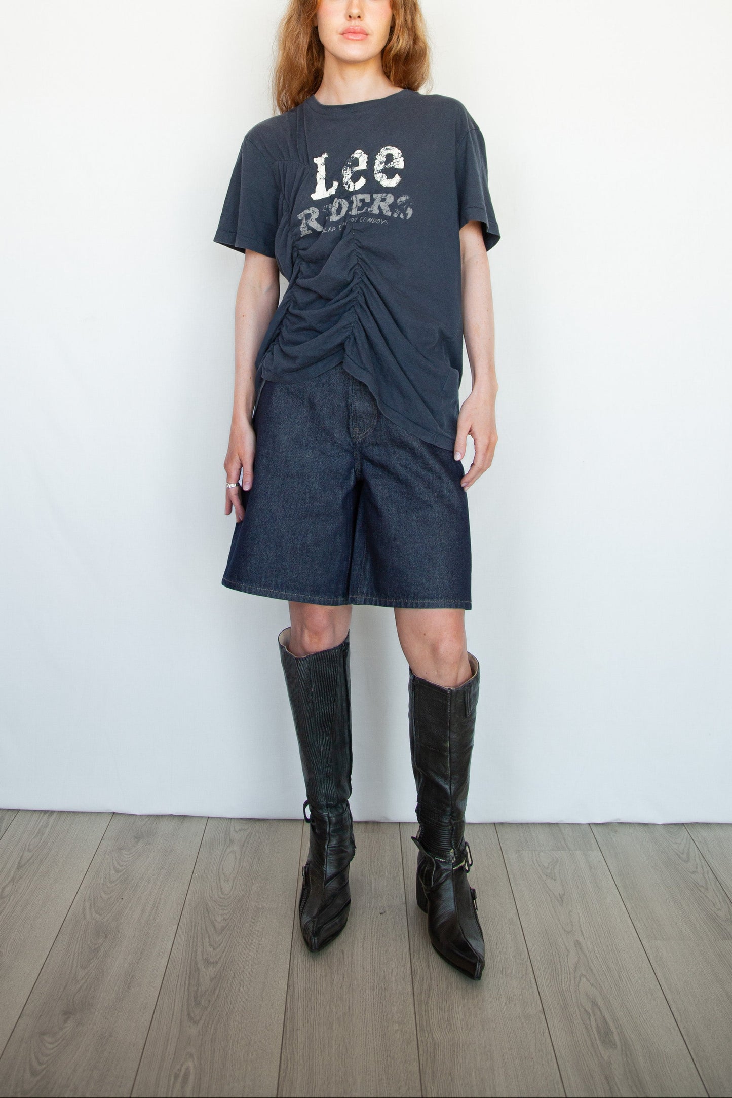 Graphic Wave Tshirt Navy