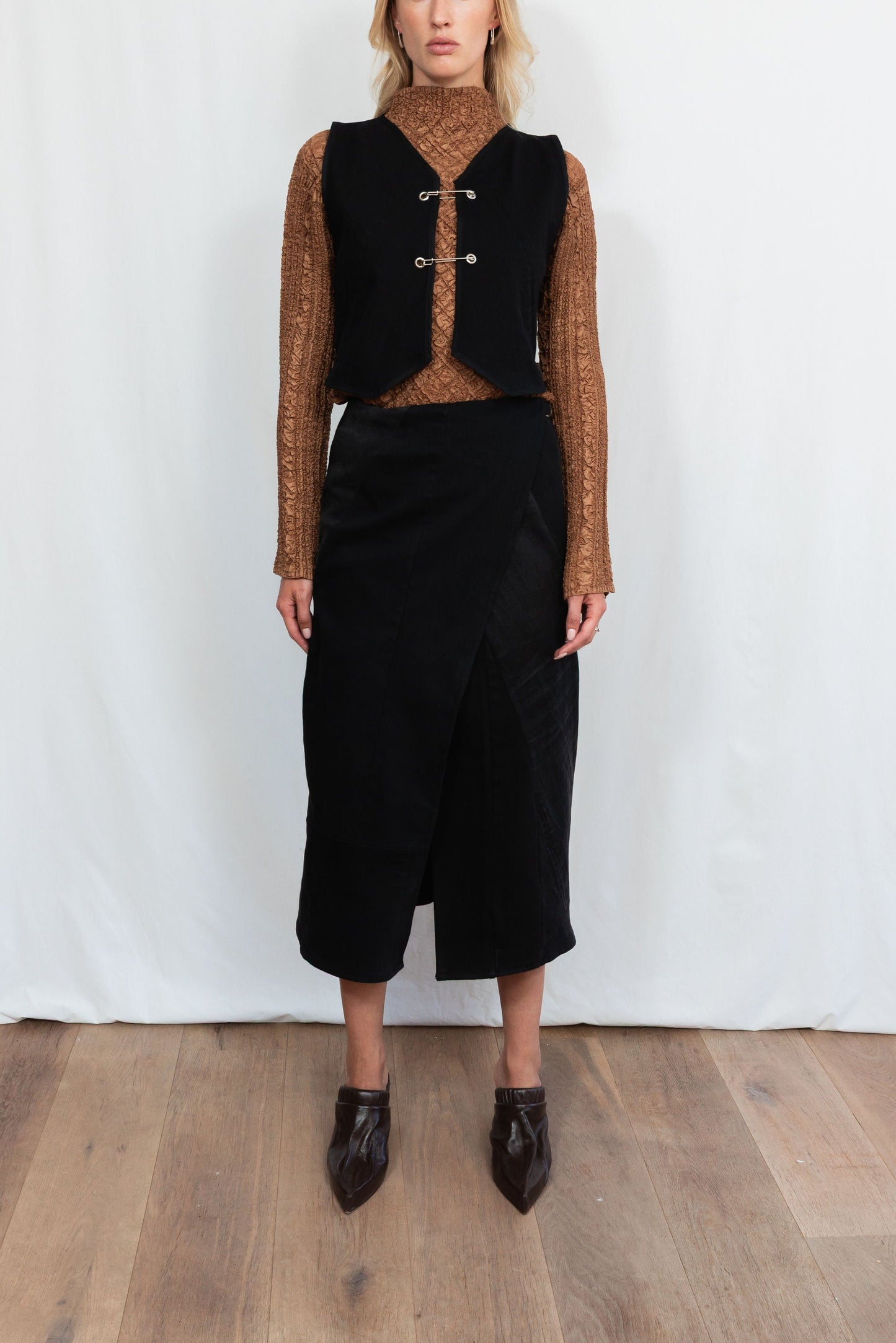 Pins Vest Black Denim